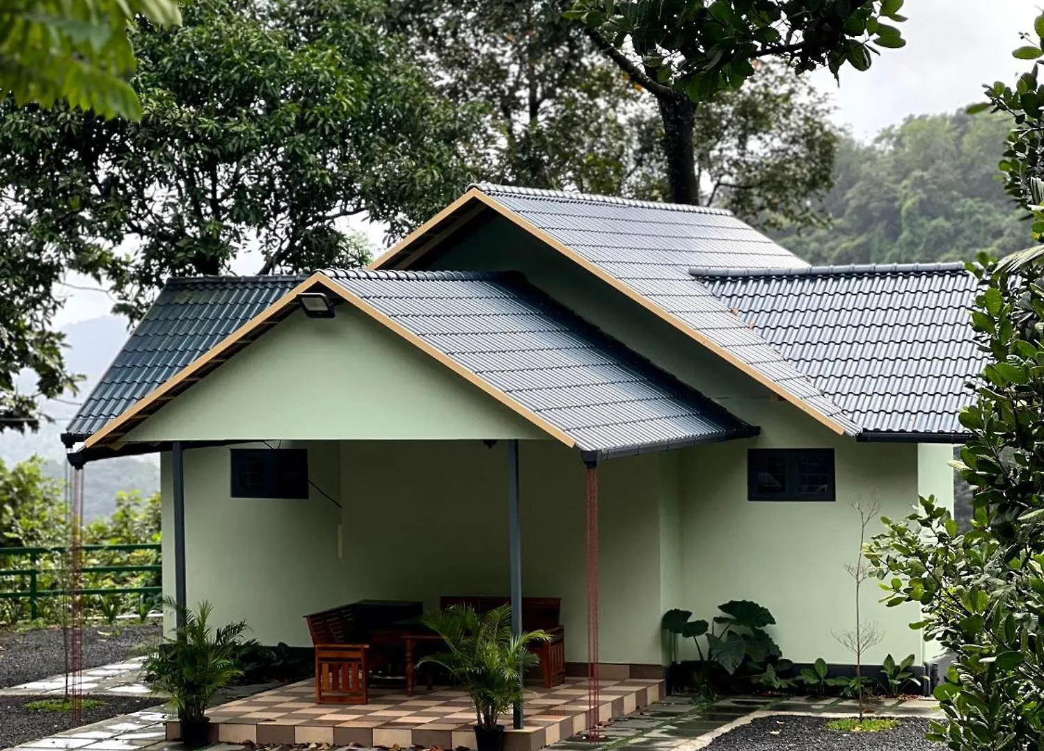 Royal Mount Inn Resorts Paithalmala